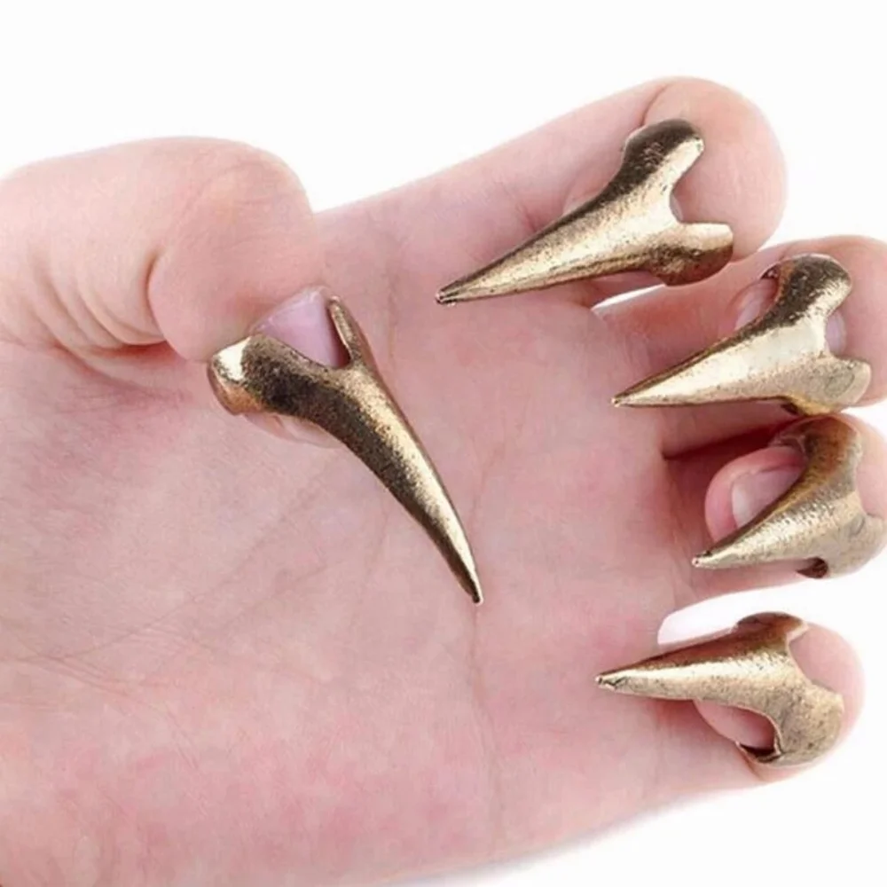 Gold Talon Nail Claw Ring